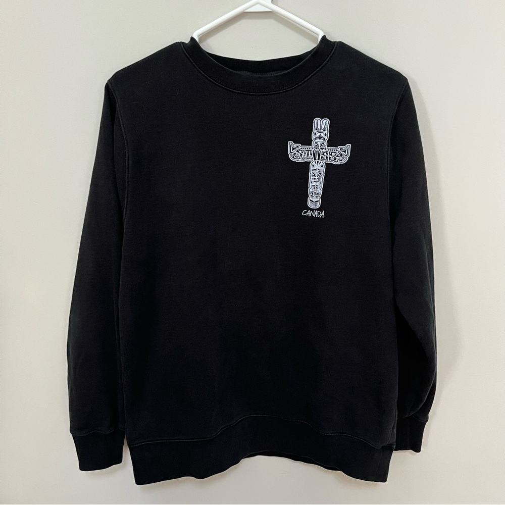 Stussy Men’s Black Crewneck Sweater Canada Totem - Size Small